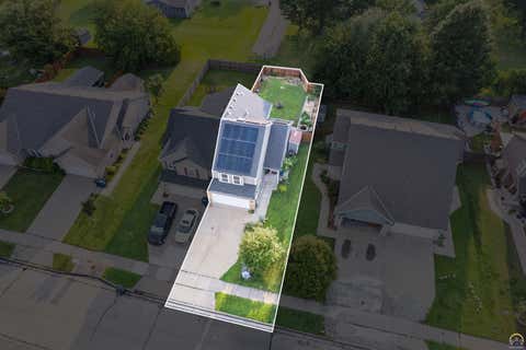 Tiny photo for 2341 Surrey Dr, Lawrence, KS 66046 (MLS # 244969)