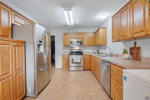 Tiny photo for 2341 Surrey Dr, Lawrence, KS 66046 (MLS # 244969)