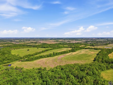 Tiny photo for 5400 W 165th Street, Burlingame, KS 66413 (MLS # 246797)