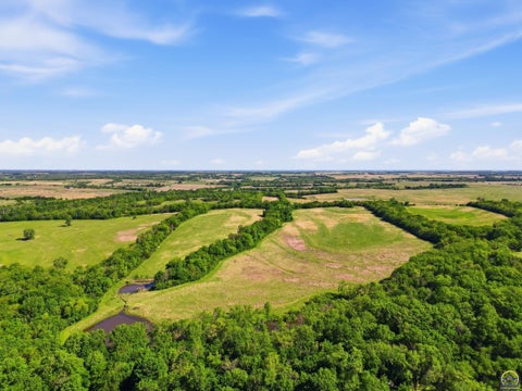 Tiny photo for 5400 W 165th Street, Burlingame, KS 66413 (MLS # 246797)