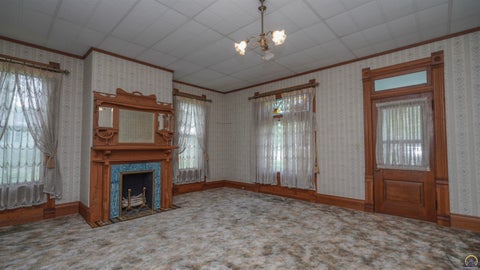 Tiny photo for 225 New York Ave, Holton, KS 66436 (MLS # 244723)