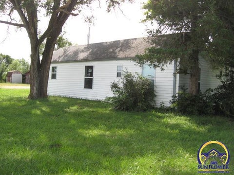 Tiny photo for 1028 SE 53rd St, Topeka, KS 66609 (MLS # 246236)