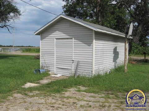 Tiny photo for 1028 SE 53rd St, Topeka, KS 66609 (MLS # 246236)