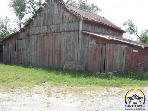Tiny photo for 1028 SE 53rd St, Topeka, KS 66609 (MLS # 246236)
