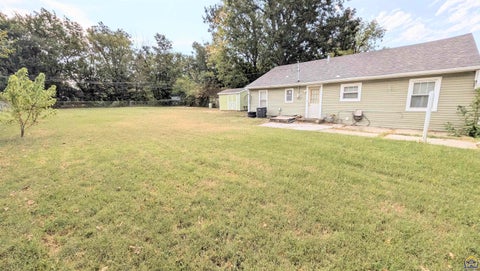 Tiny photo for 1006 Woodland St, Emporia, KS 66801 (MLS # 246502)