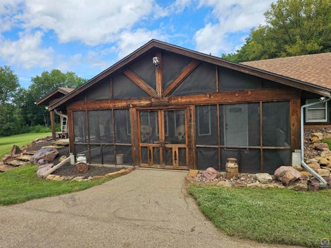 Photo of 7030 NW Valencia Rd, Silver Lake, KS 66539 (MLS # 246092)
