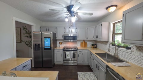 Tiny photo for 2313 W 22nd Ave, Emporia, KS 66801 (MLS # 245342)