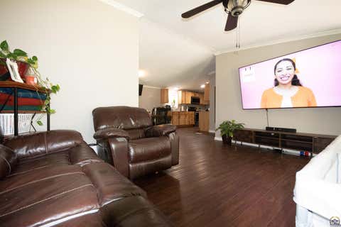 Tiny photo for 735 NE Winfield Ave, Topeka, KS 66616 (MLS # 246150)