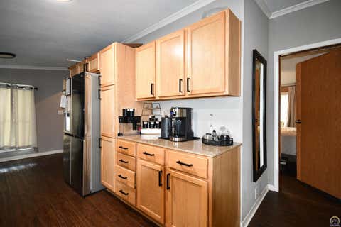 Tiny photo for 735 NE Winfield Ave, Topeka, KS 66616 (MLS # 246150)