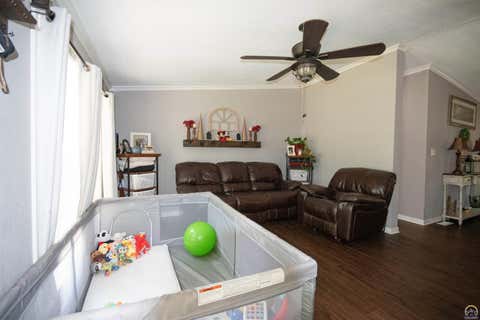 Tiny photo for 735 NE Winfield Ave, Topeka, KS 66616 (MLS # 246150)