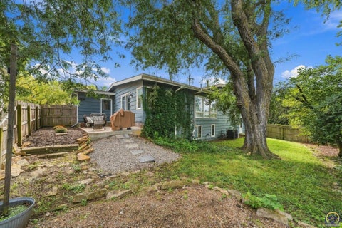 Tiny photo for 1816 SW 27th St, Topeka, KS 66611 (MLS # 246812)