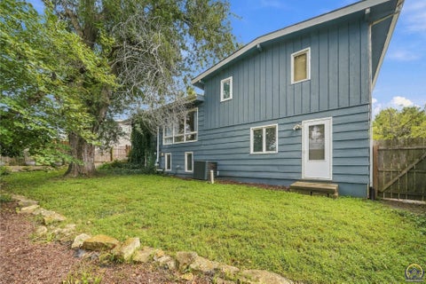 Tiny photo for 1816 SW 27th St, Topeka, KS 66611 (MLS # 246812)