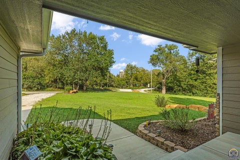 Tiny photo for 1929 SE 85th St, Wakarusa, KS 66546 (MLS # 246681)