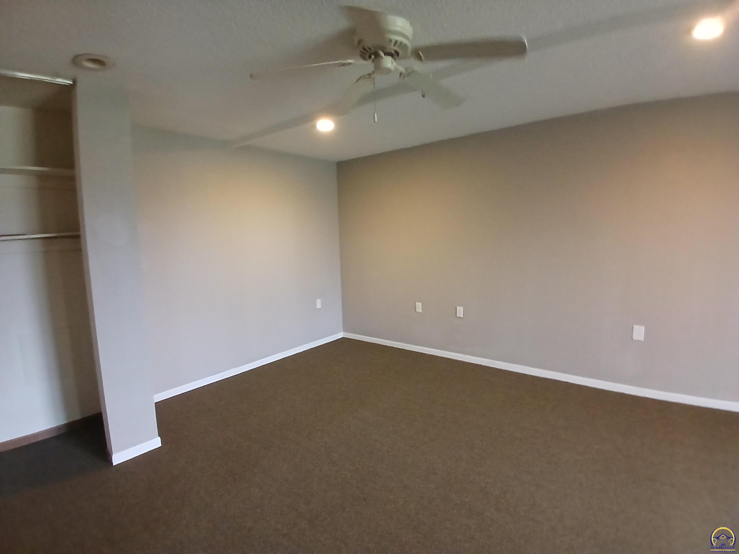 Eskridge, Kansas 66423, United States, ,Residential,Pending,25083