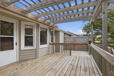 Tiny photo for 2837 SW Herefordshire Rd, Topeka, KS 66614 (MLS # 246735)