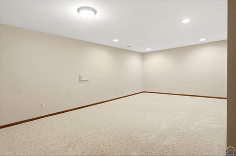 Tiny photo for 2837 SW Herefordshire Rd, Topeka, KS 66614 (MLS # 246735)