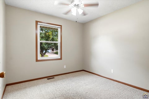 Tiny photo for 2837 SW Herefordshire Rd, Topeka, KS 66614 (MLS # 246735)