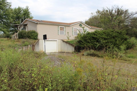 Tiny photo for 24795 S Ratner Rd, Lyndon, KS 66451 (MLS # 246907)