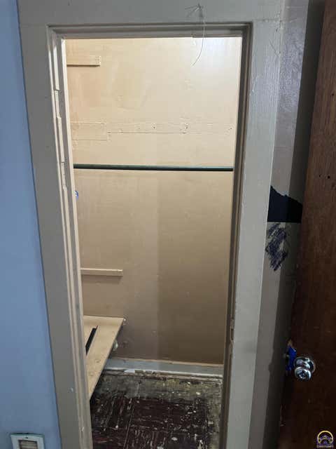 Tiny photo for 2201 NW Clay St, Topeka, KS 66608 (MLS # 246033)