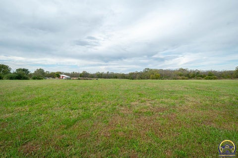 Tiny photo for 10879 90th St, Oskaloosa, KS 66066 (MLS # 247105)