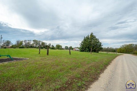 Tiny photo for 10879 90th St, Oskaloosa, KS 66066 (MLS # 247105)