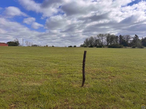Tiny photo for 10879 90th St, Oskaloosa, KS 66066 (MLS # 247105)