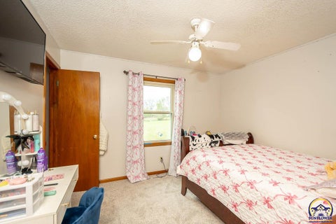 Tiny photo for 10879 90th St, Oskaloosa, KS 66066 (MLS # 247105)