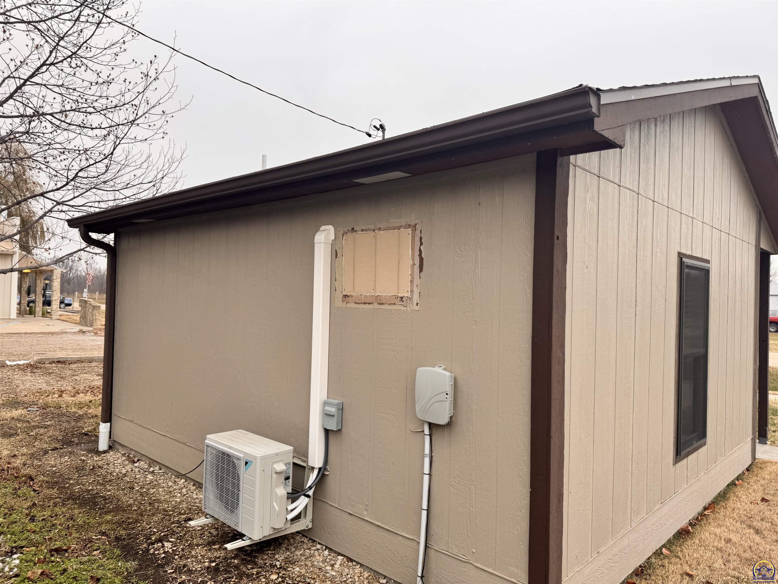 Paxico, Kansas 66526, United States, ,Commercial,Active,253517