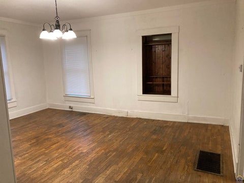 Tiny photo for 1918 SW Lincoln St, Topeka, KS 66604 (MLS # 246905)