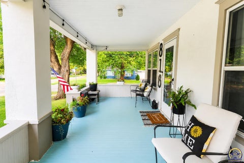 Tiny photo for 816 W 9th Ave, Emporia, KS 66801 (MLS # 245902)