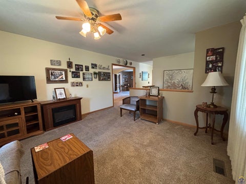 Tiny photo for 1313 Presby Dr, Emporia, KS 66801 (MLS # 246321)