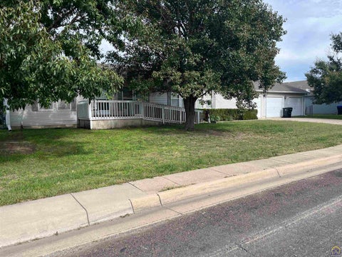 Tiny photo for 1600 SW 72nd Pl, Topeka, KS 66619 (MLS # 247115)
