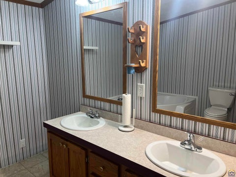 Tiny photo for 1600 SW 72nd Pl, Topeka, KS 66619 (MLS # 247115)