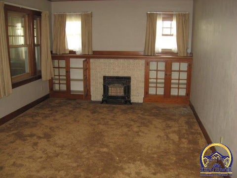 Tiny photo for 326 SW Courtland Ave, Topeka, KS 66606 (MLS # 244274)