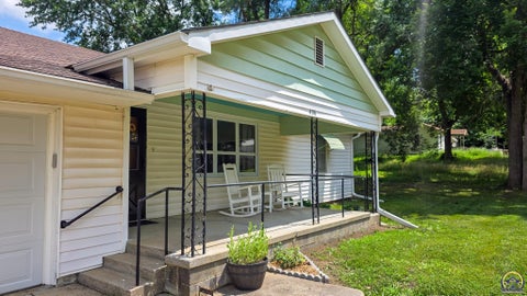 Tiny photo for 406 Cherry St, Madison, KS 66860 (MLS # 244878)