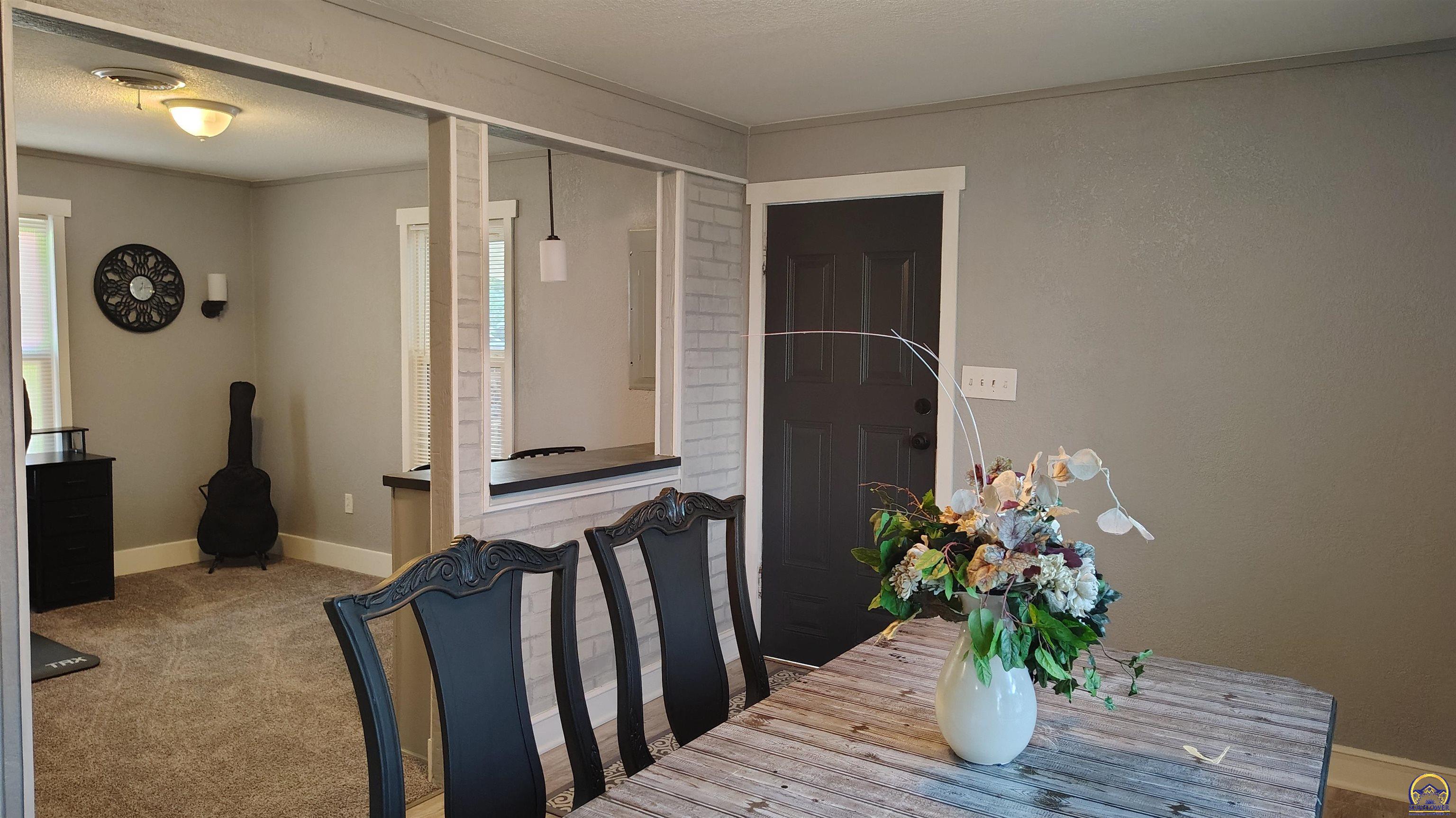 Topeka, Kansas 66608, United States, 3 Bedrooms Bedrooms, ,1 BathroomBathrooms,Residential,Active,169518