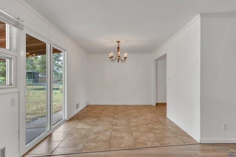 Tiny photo for 1339 SW Ward Pkwy, Topeka, KS 66604 (MLS # 246545)
