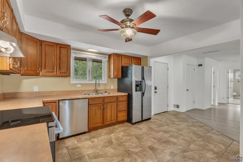 Tiny photo for 1339 SW Ward Pkwy, Topeka, KS 66604 (MLS # 246545)