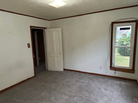 Tiny photo for 738 NE Green St, Topeka, KS 66616 (MLS # 246774)