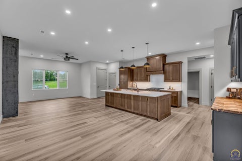 Tiny photo for 4100 SE 33rd St, Topeka, KS 66605 (MLS # 246864)