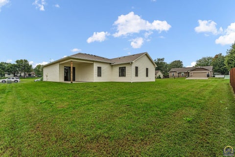 Tiny photo for 4100 SE 33rd St, Topeka, KS 66605 (MLS # 246864)