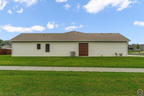 Tiny photo for 4100 SE 33rd St, Topeka, KS 66605 (MLS # 246864)