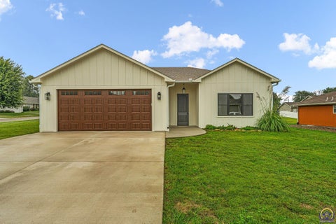 Tiny photo for 4100 SE 33rd St, Topeka, KS 66605 (MLS # 246864)
