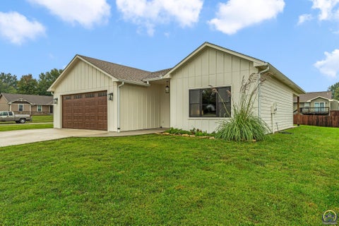 Tiny photo for 4100 SE 33rd St, Topeka, KS 66605 (MLS # 246864)