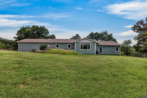 Tiny photo for 14695 166th St, Mayetta, KS 66509 (MLS # 246523)
