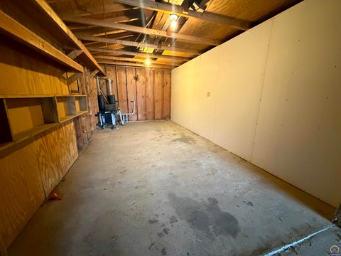 Tiny photo for 503 NE Gordon St, Topeka, KS 66608 (MLS # 246830)