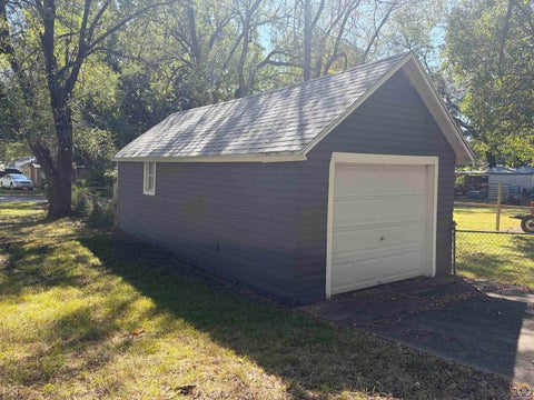 Tiny photo for 502 S Exchange St, Emporia, KS 66801 (MLS # 246530)