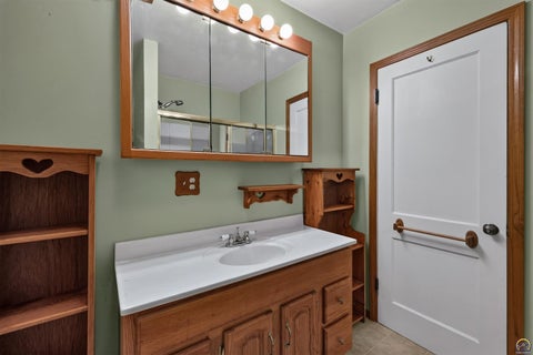 Tiny photo for 220 SW Kendall Ave, Topeka, KS 66606 (MLS # 246720)