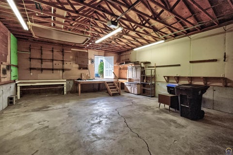 Tiny photo for 220 SW Kendall Ave, Topeka, KS 66606 (MLS # 246720)