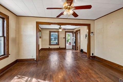 Tiny photo for 220 SW Kendall Ave, Topeka, KS 66606 (MLS # 246720)